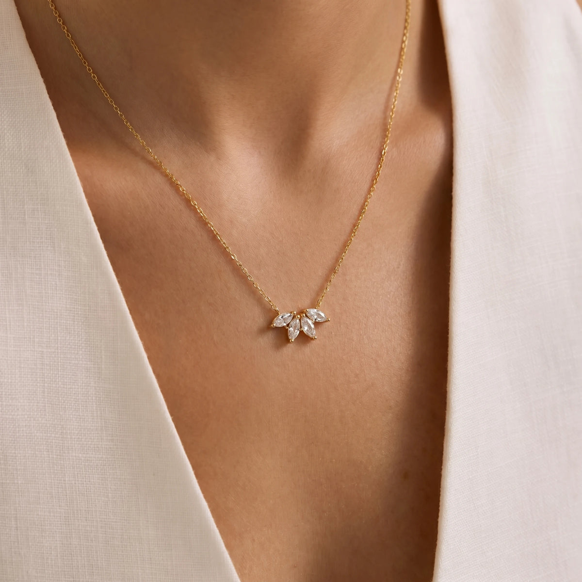 Oval Pendant Necklace