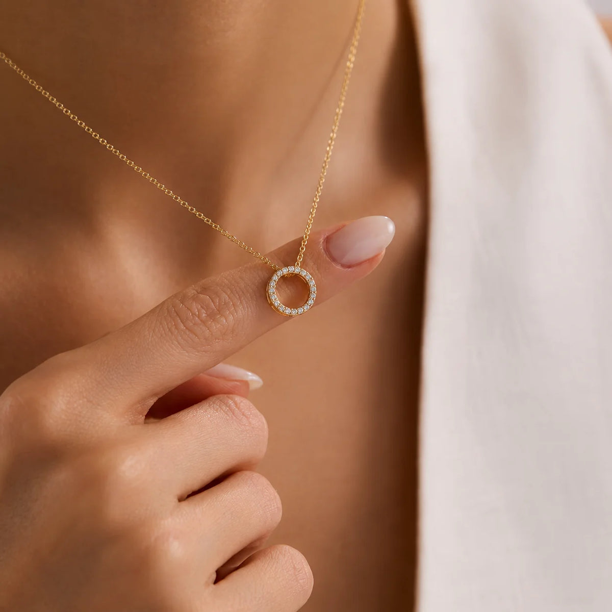 Oval Pendant Necklace