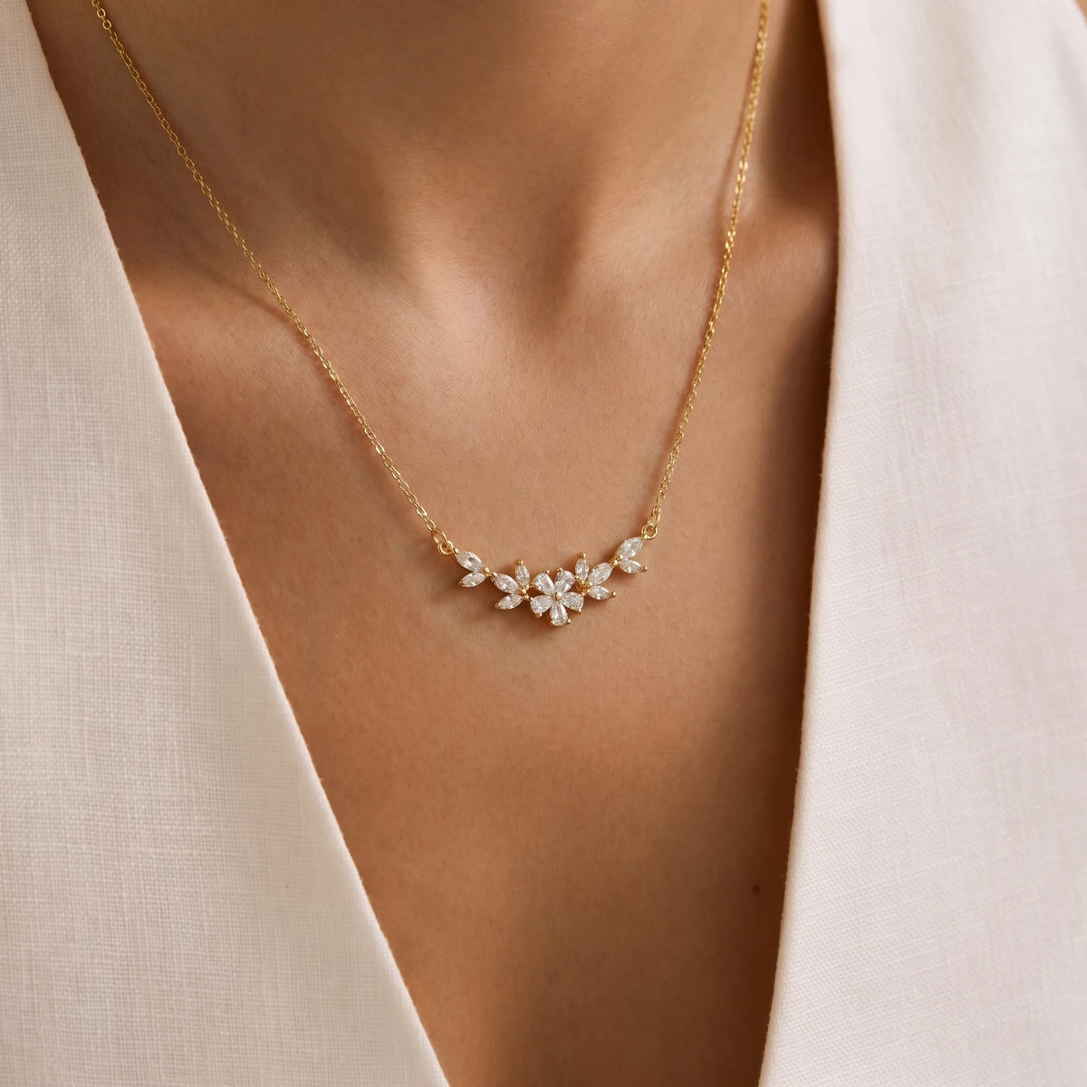 Oval Pendant Necklace
