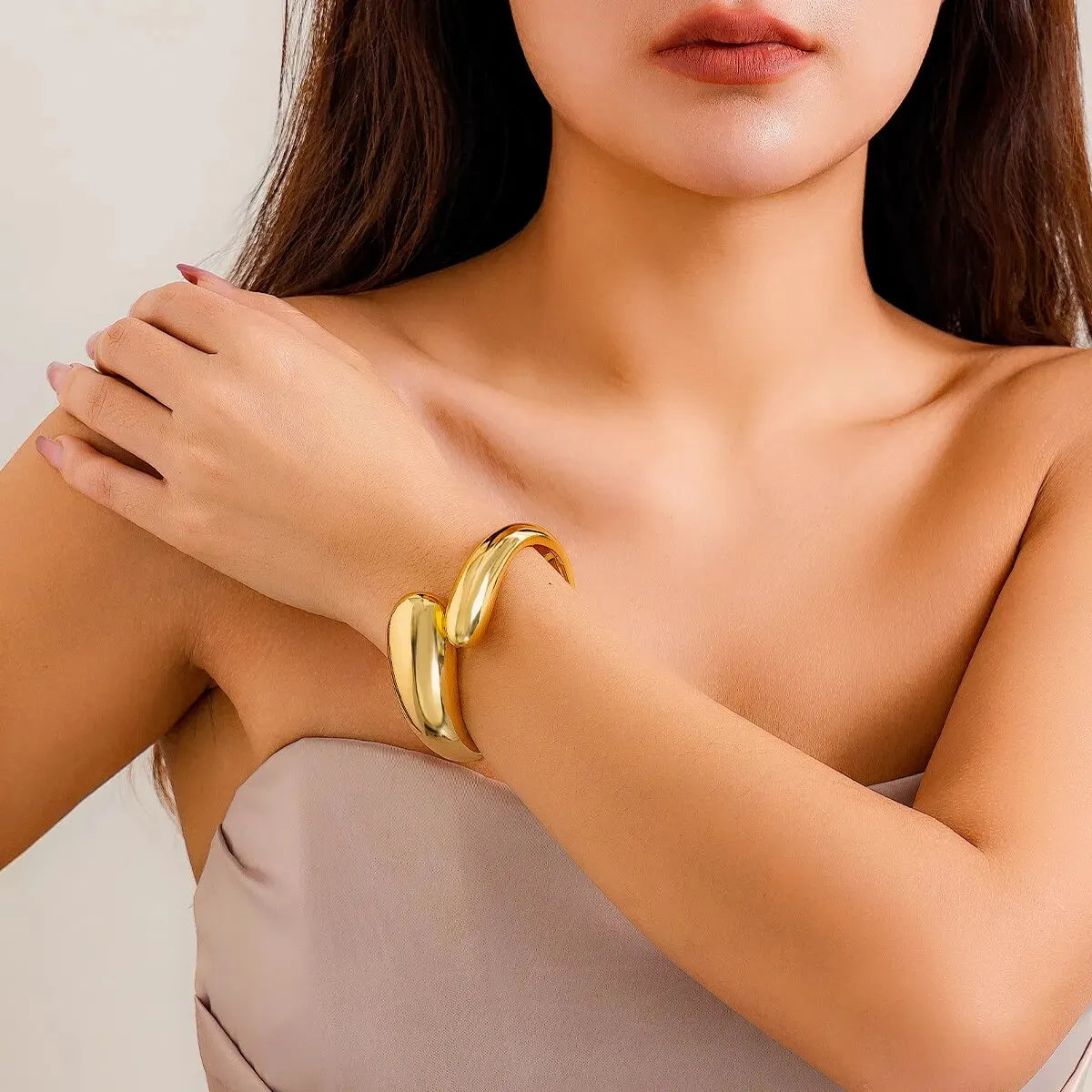 Geometric Water Drop Bangle